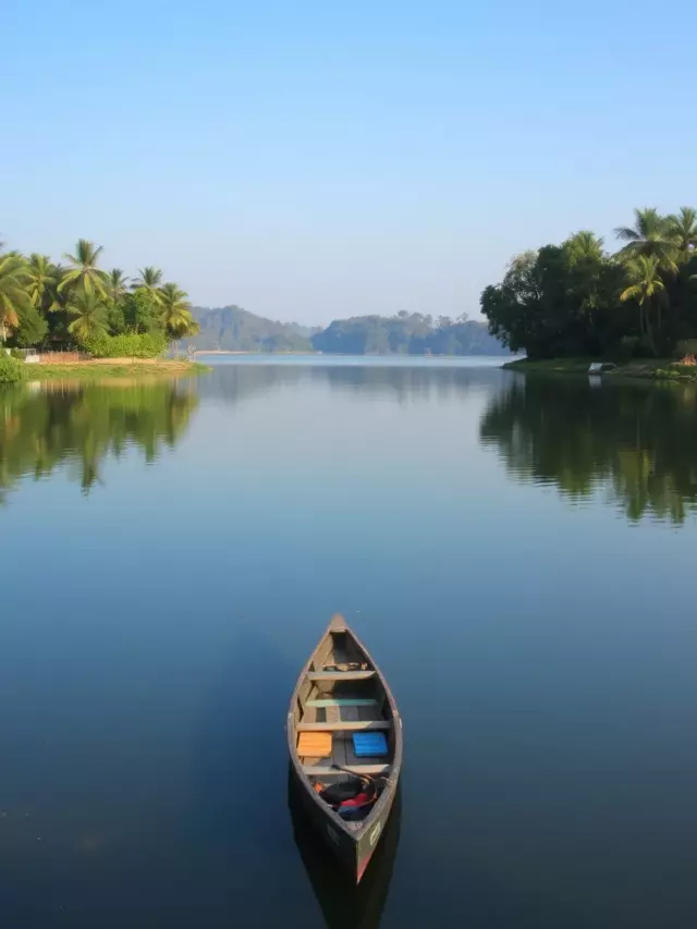 Punnamada Lake — Tradition Meets Tranquility